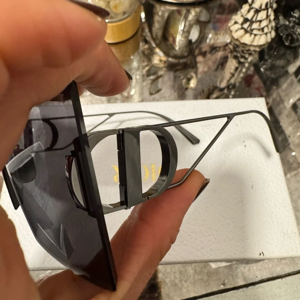 Dior Black Oversized Sunglasses - Picture 4 of 7